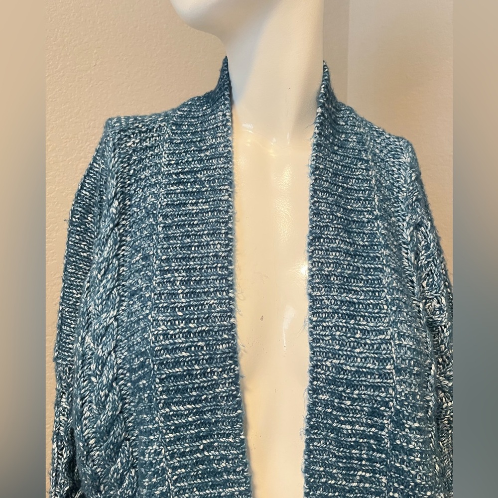 CAbi Women’s Blue/ White Astral Open Front LS Cable Knit Cardigan SweaterSize XS - Picture 4 of 13
